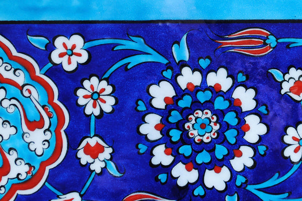 タペストリー　イズニク　IZNIK Iznik tiles in Topkapi Palace, | Stock Photo