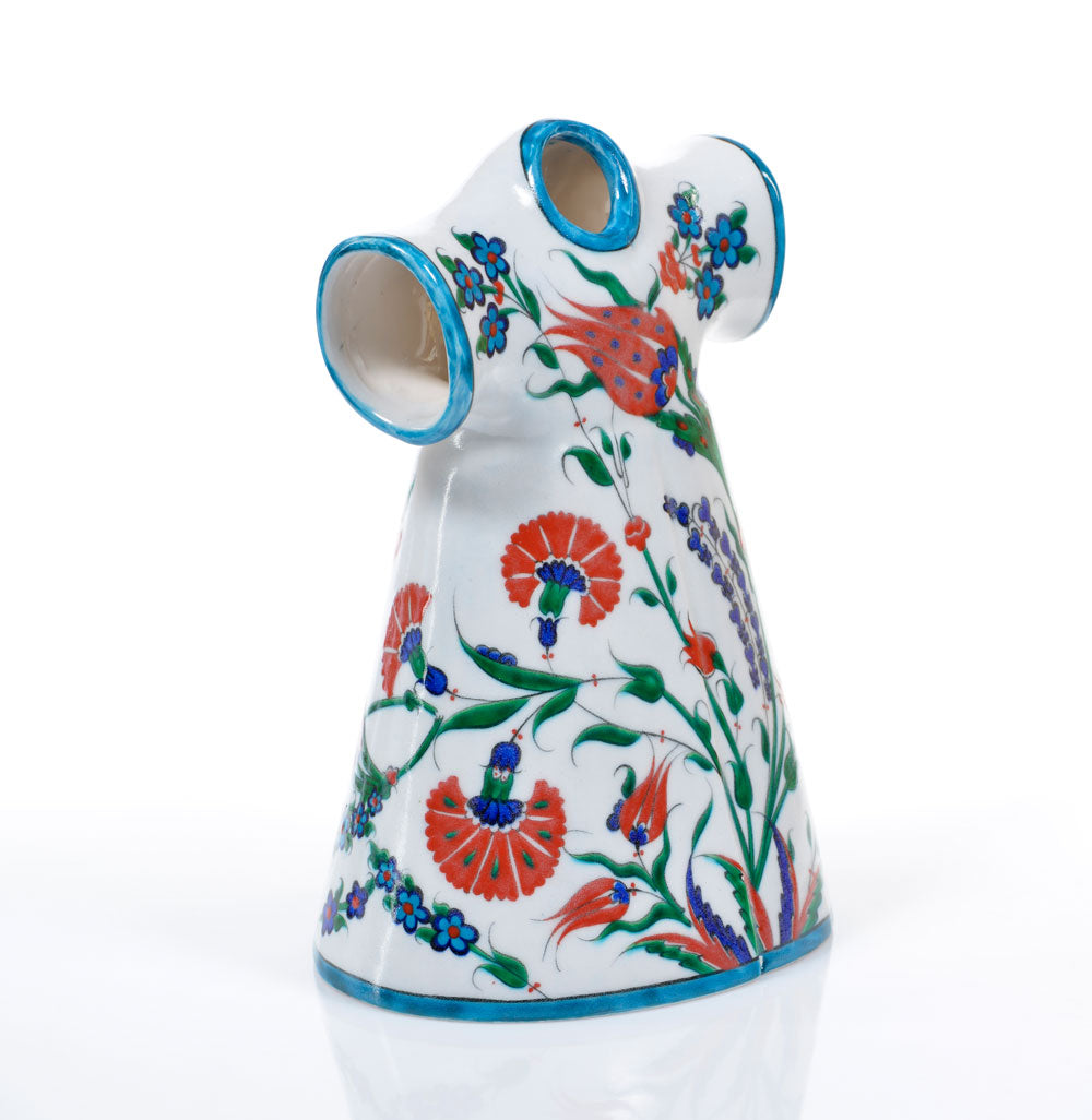 iznik çini kaftan el dekoru