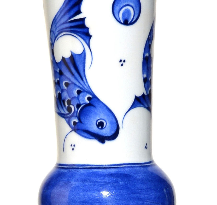 Iznik vase decorated with fish pattern.