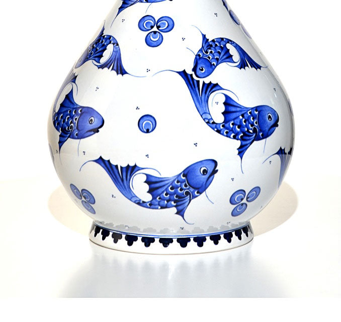 Iznik vase decorated with fish pattern.