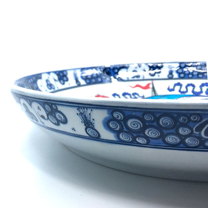 Iznik collection plate with beautiful sailing-ship pattern