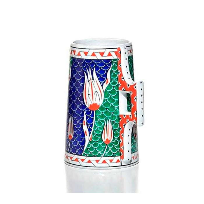 iznik pottery tankard