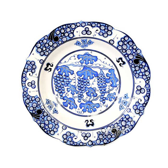 Iznik Plate grape design